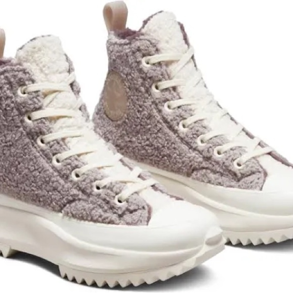 Converse Run Star Hike Sherpa High Top Sneakers Size 7.5 - Brand New with Box